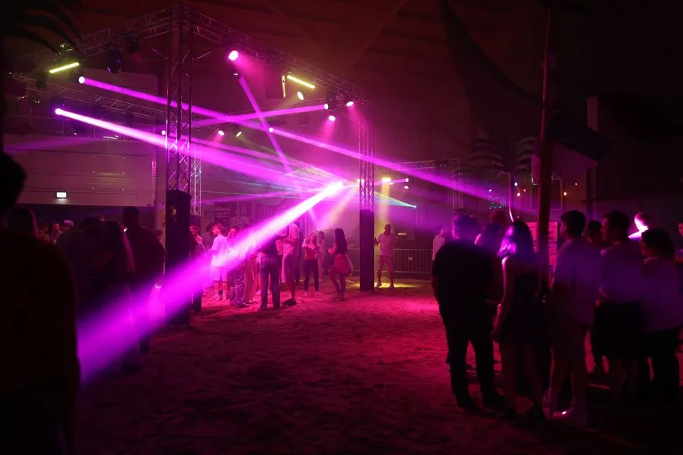 Beach Clubbing Moorenweis 2025 – Bild 3